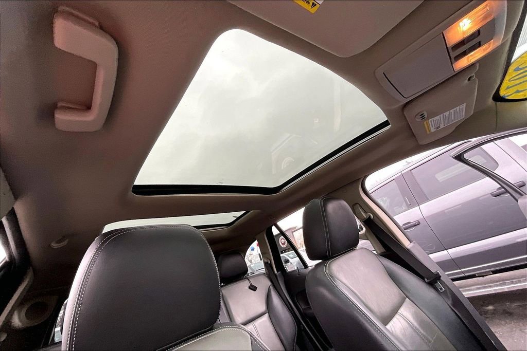 Used 2013 Ford Edge Sport w/ Driver Entry Pkg image 20