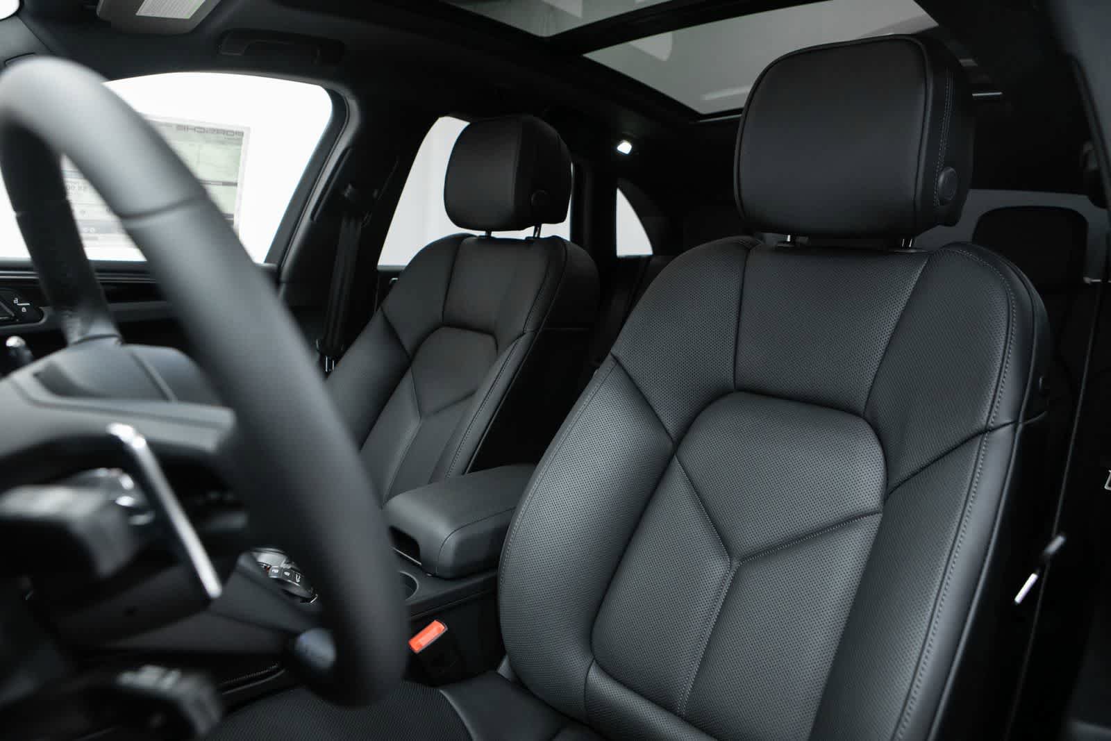 New 2026 Porsche Macan S AWD/4WD image 5