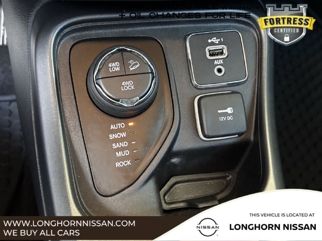 Used 2020 Jeep Compass Trailhawk AWD/4WD image 18