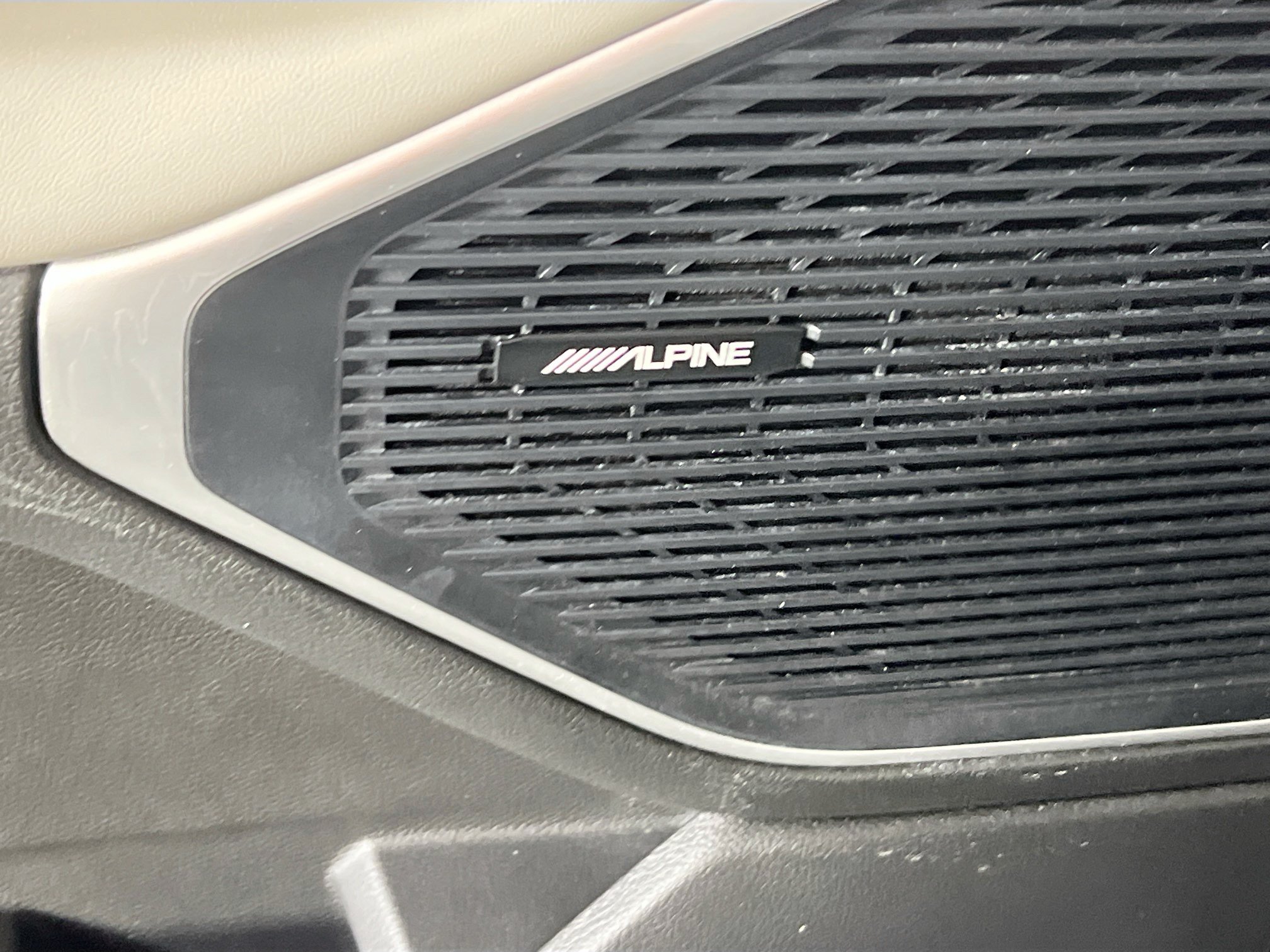 Used 2022 Jeep Wagoneer Series III AWD/4WD image 19