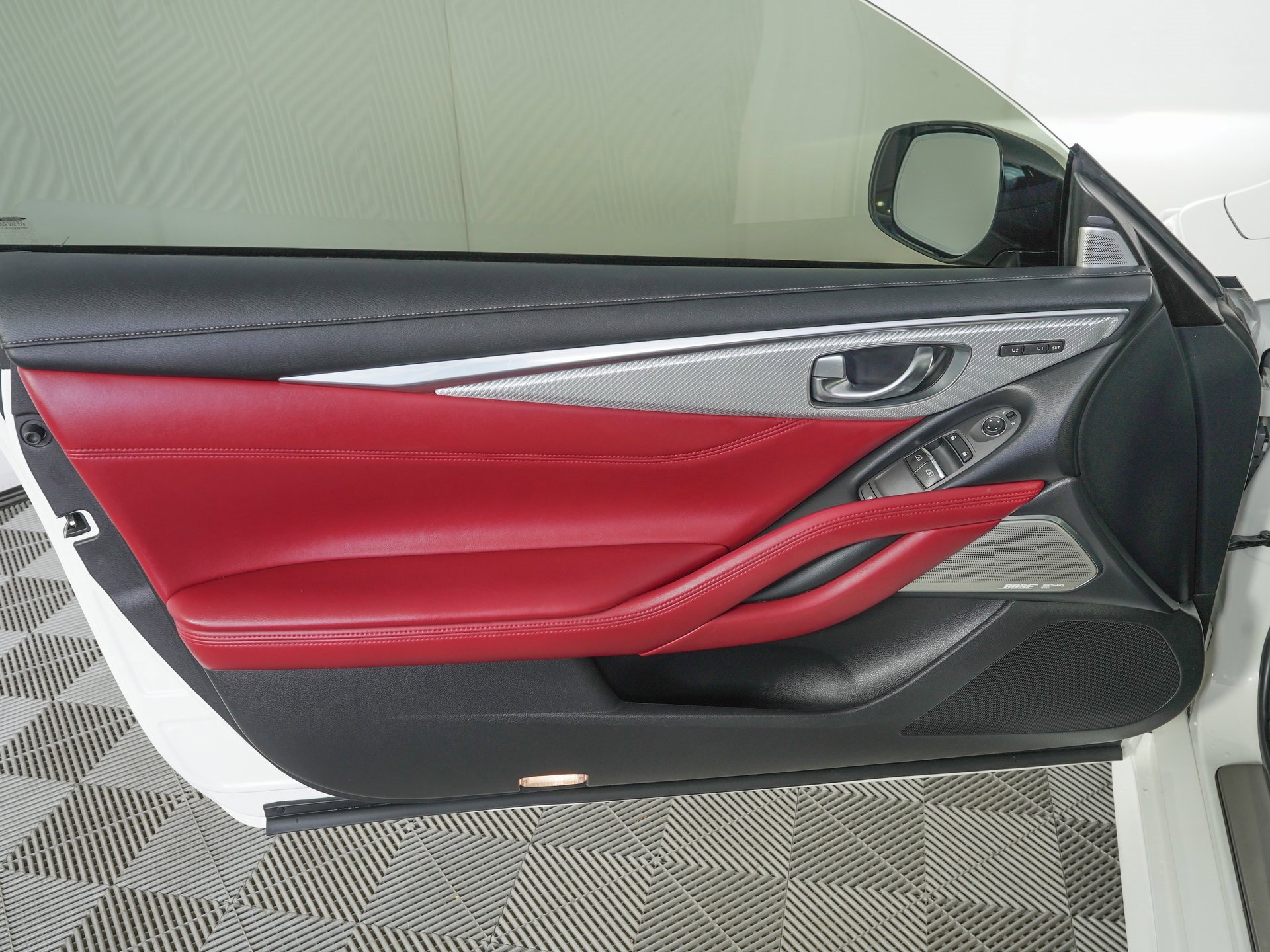 Used 2018 INFINITI Q60 Red Sport 400 w/ Pro Active Package image 13