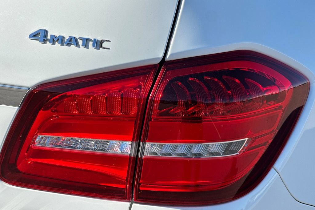 Used 2017 Mercedes-Benz GLS 450 4MATIC image 28