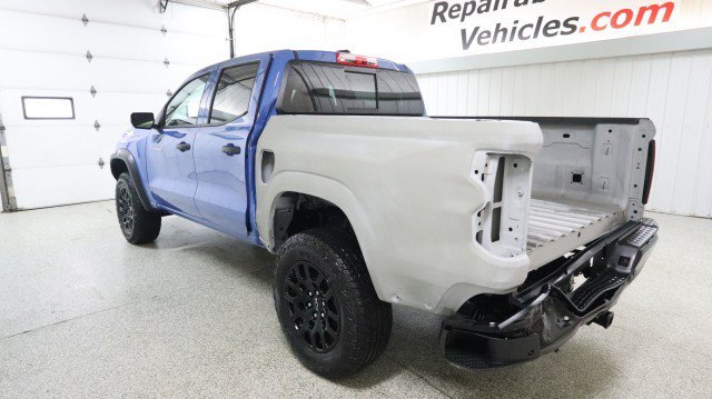 Used 2025 Chevrolet Colorado Trail Boss AWD/4WD image 3