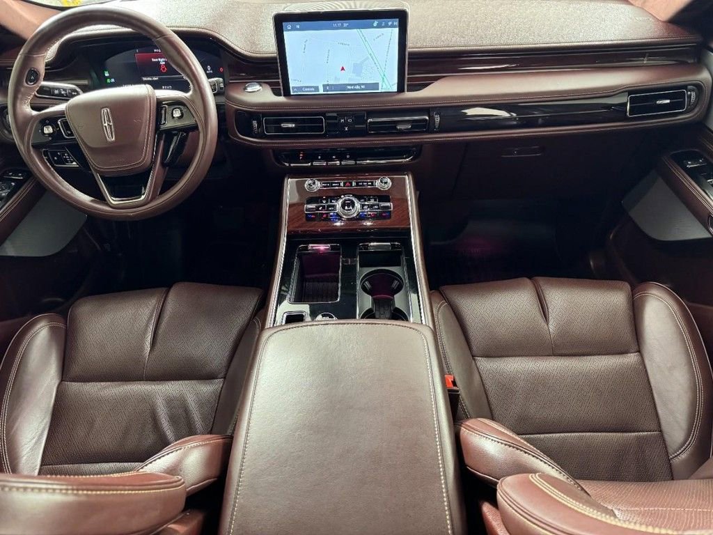 Used 2022 Lincoln Aviator Black Label w/ Dynamic Handling Package image 14