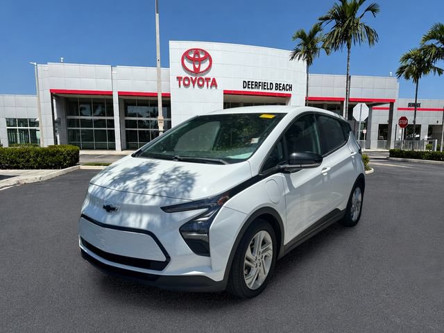 Used 2023 Chevrolet Bolt LT w/ Driver Confidence Package FWD image 3