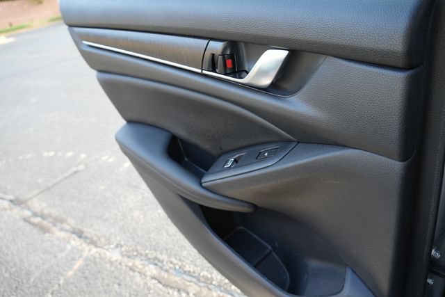 Used 2021 Honda Accord Touring image 19