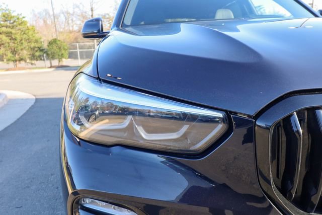 Used 2020 BMW X5 M50i w/ Dynamic Handling Package image 21