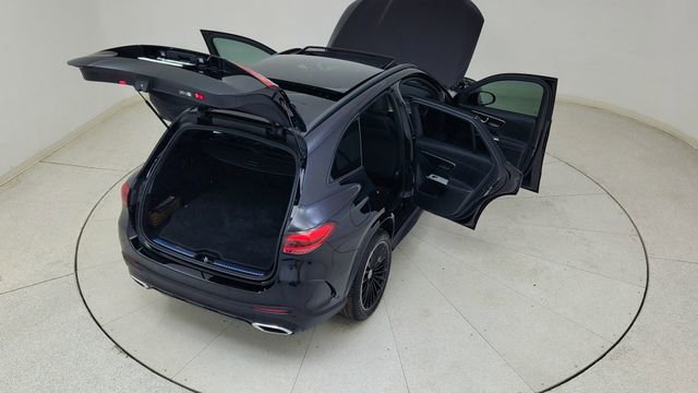 Used 2025 Mercedes-Benz GLC 350e 4MATIC image 89