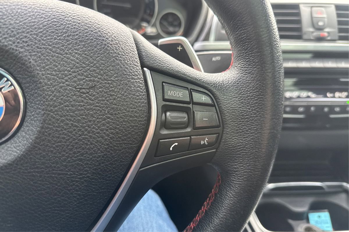 Used 2018 BMW 330i Gran Turismo xDrive image 35