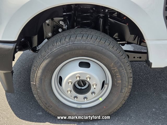 New 2026 Ford F350 XL AWD/4WD image 14