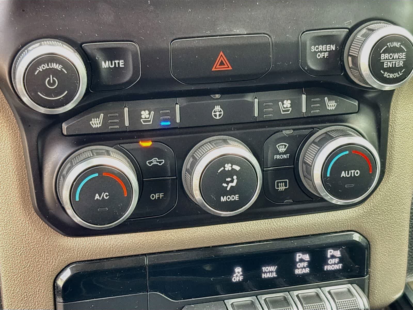 Certified 2019 RAM 1500 Laramie AWD/4WD image 20