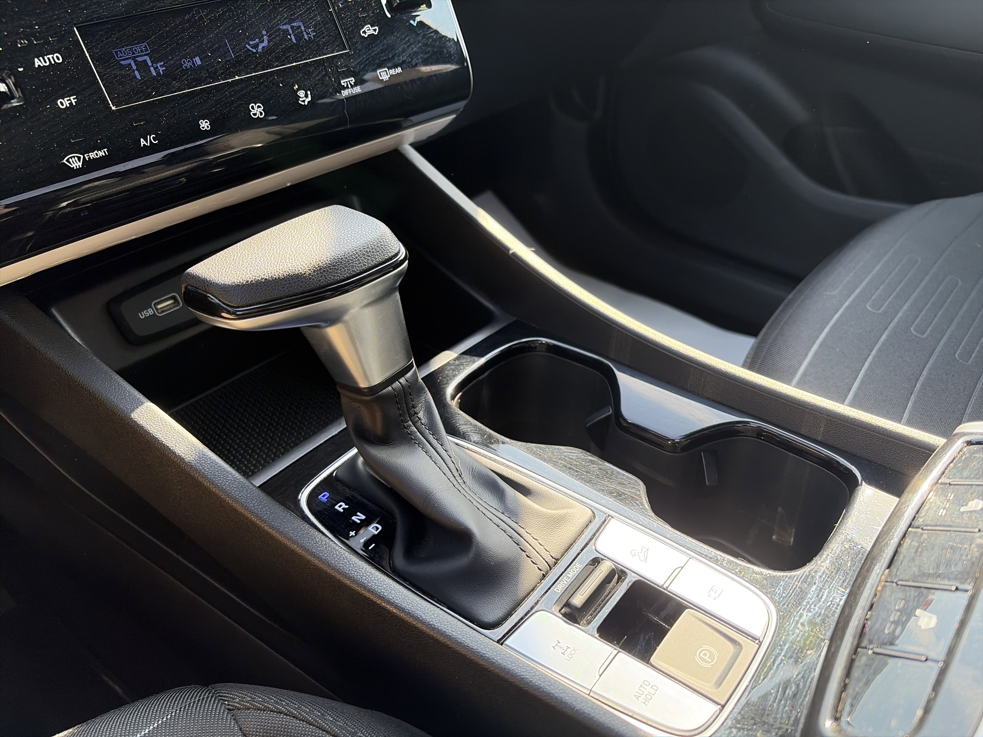 Used 2024 Hyundai Santa Cruz SEL image 23