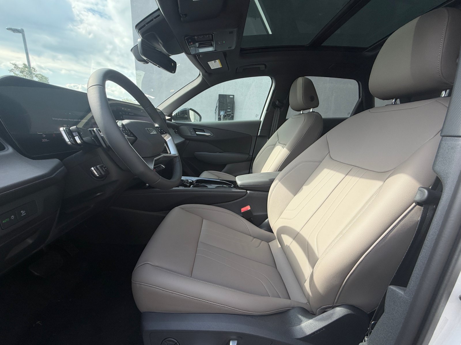 New 2026 Audi Q3 quattro 2.0T AWD/4WD image 5