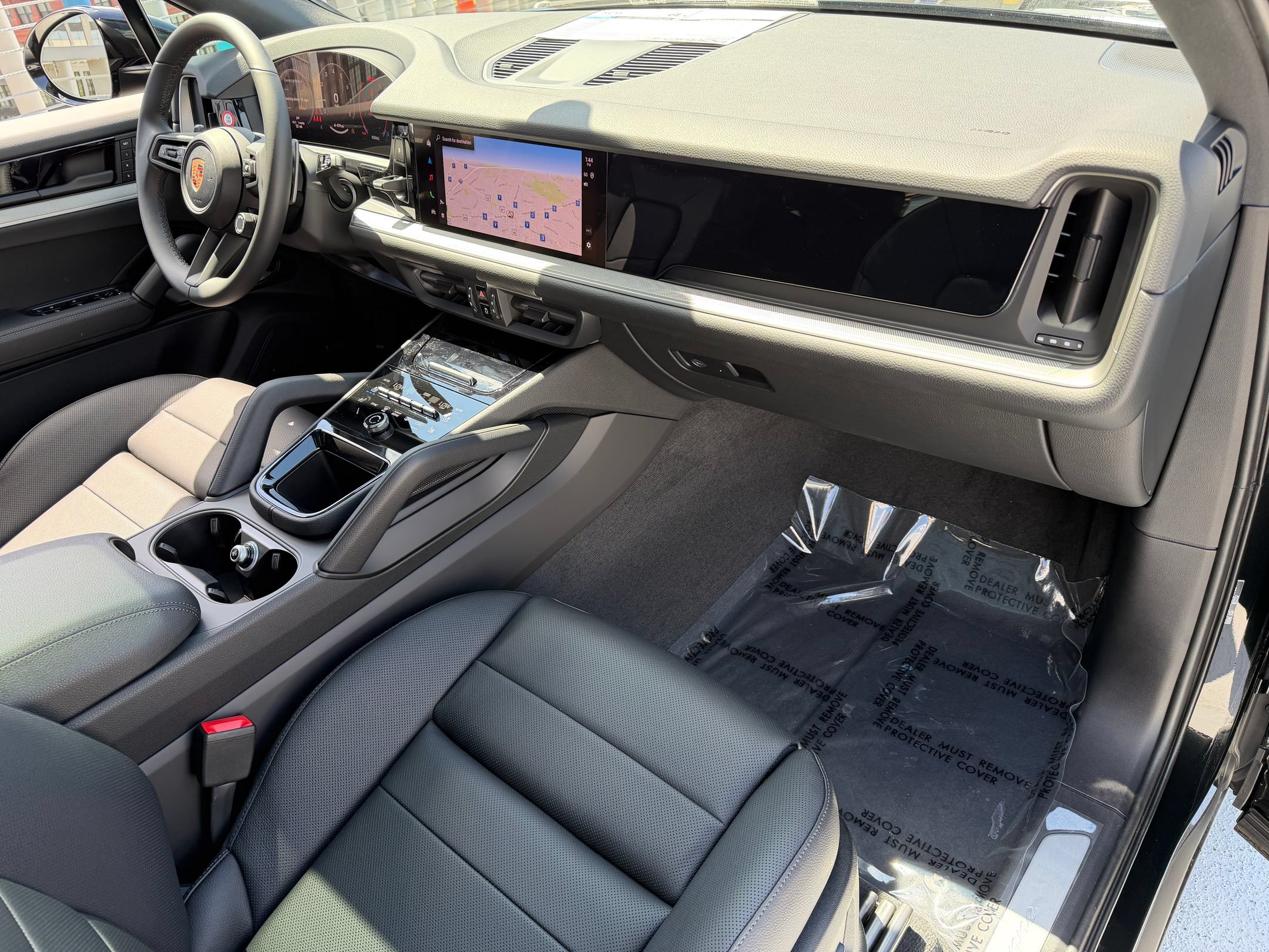 Used 2026 Porsche Cayenne AWD/4WD image 17