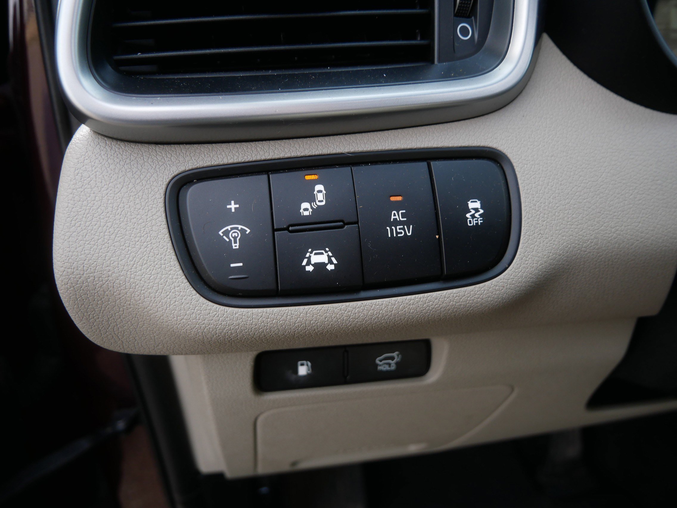 Used 2019 Kia Sorento EX w/ EX Touring Package image 23