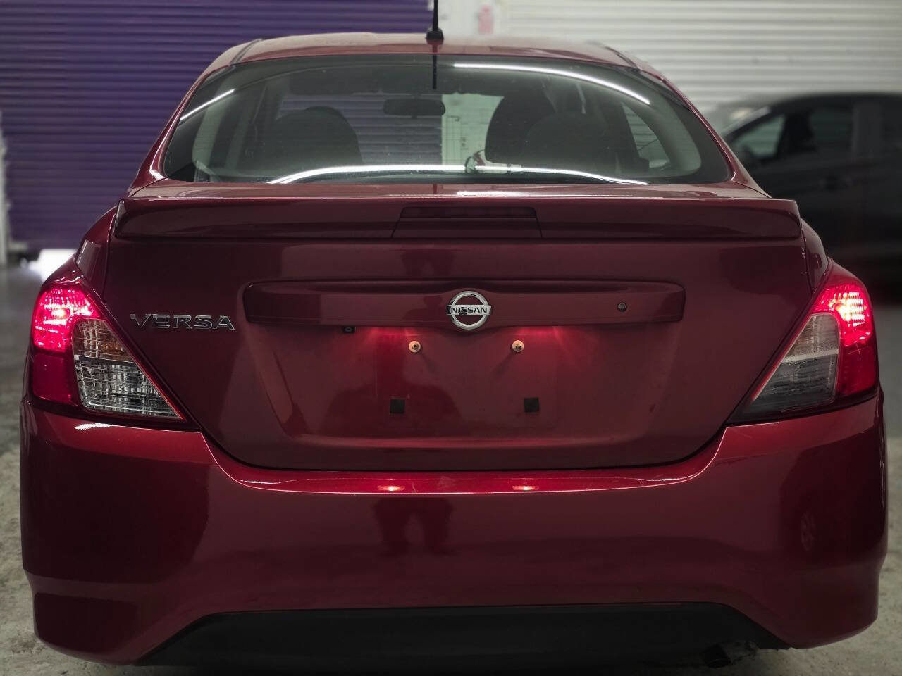 Used 2019 Nissan Versa S Plus image 9