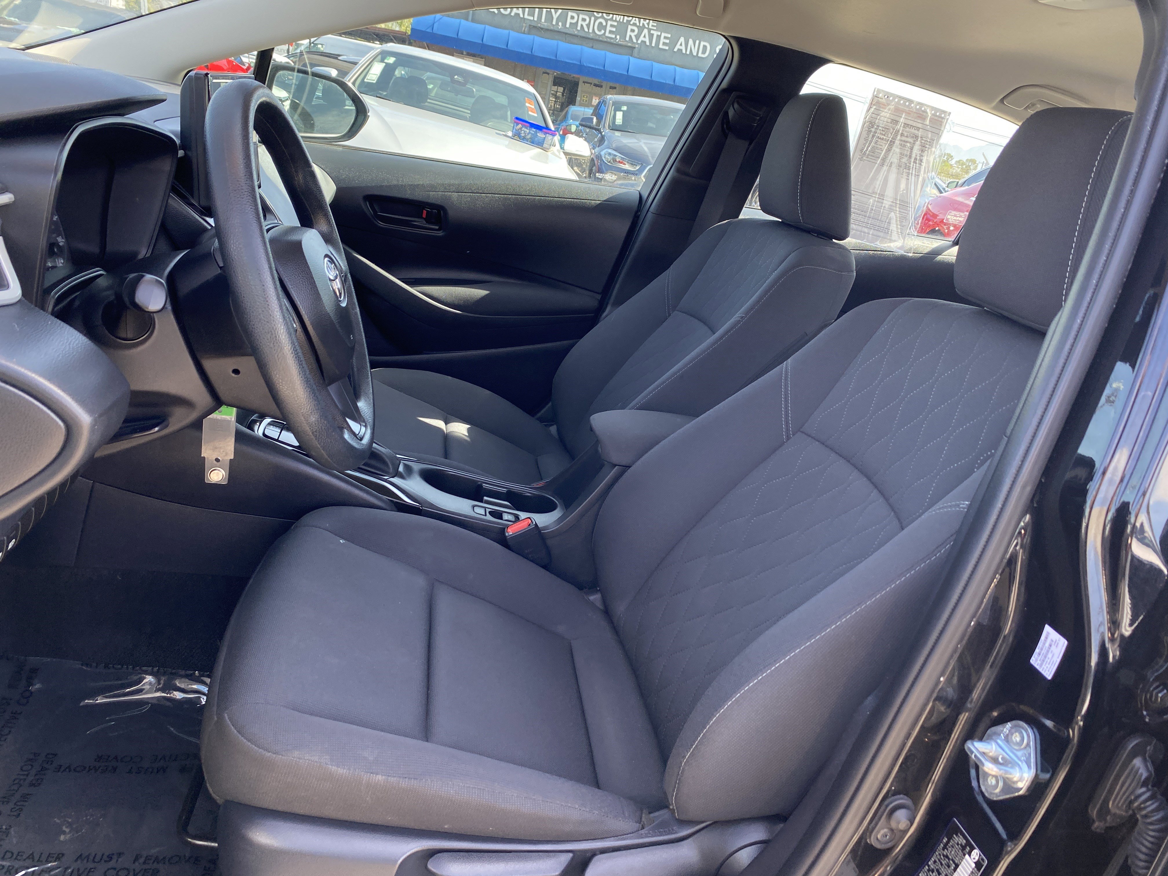 Used 2025 Toyota Corolla LE image 11