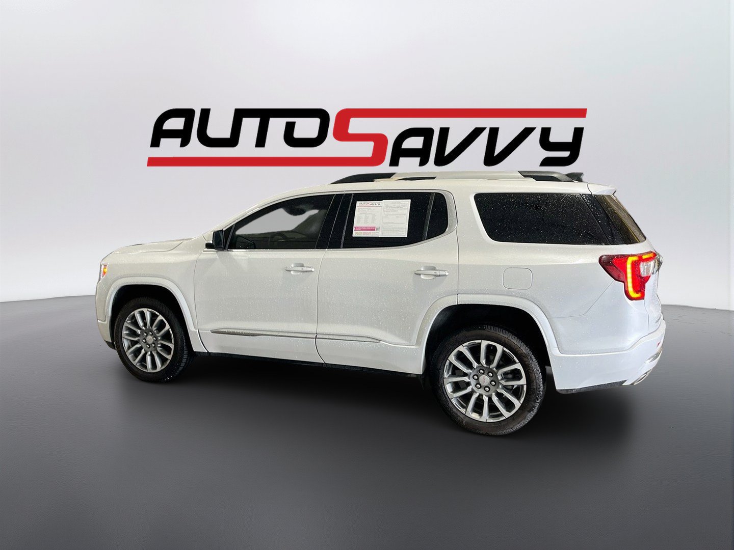Used 2023 GMC Acadia AT4 w/ Preferred Package AWD/4WD image 4