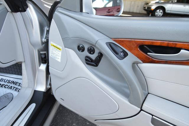 Used 2005 Mercedes-Benz SL 500 image 43