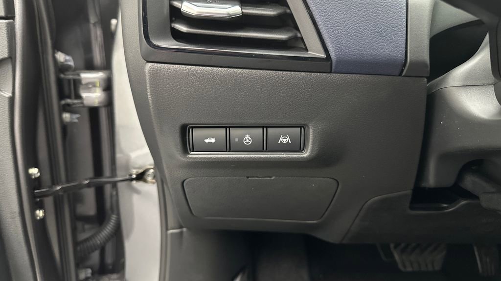 New 2026 Nissan Sentra SL w/ Floor Mat Package FWD image 20