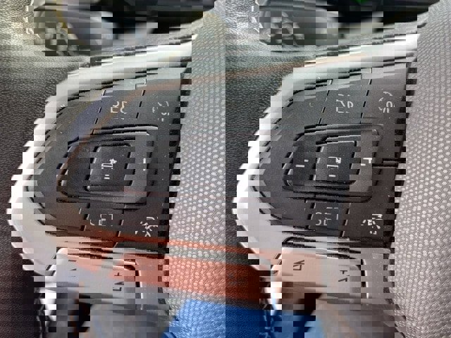 Used 2022 Volkswagen Taos S image 21