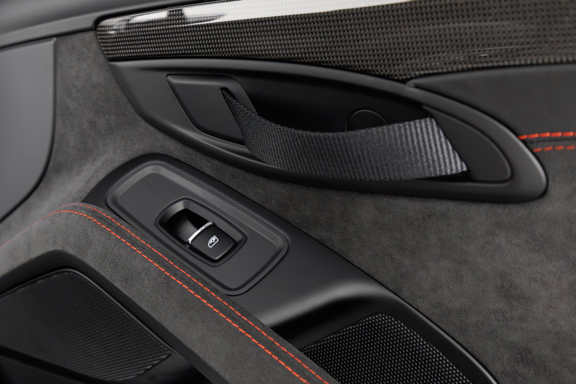Used 2018 Porsche 911 GT2 RS RWD image 44