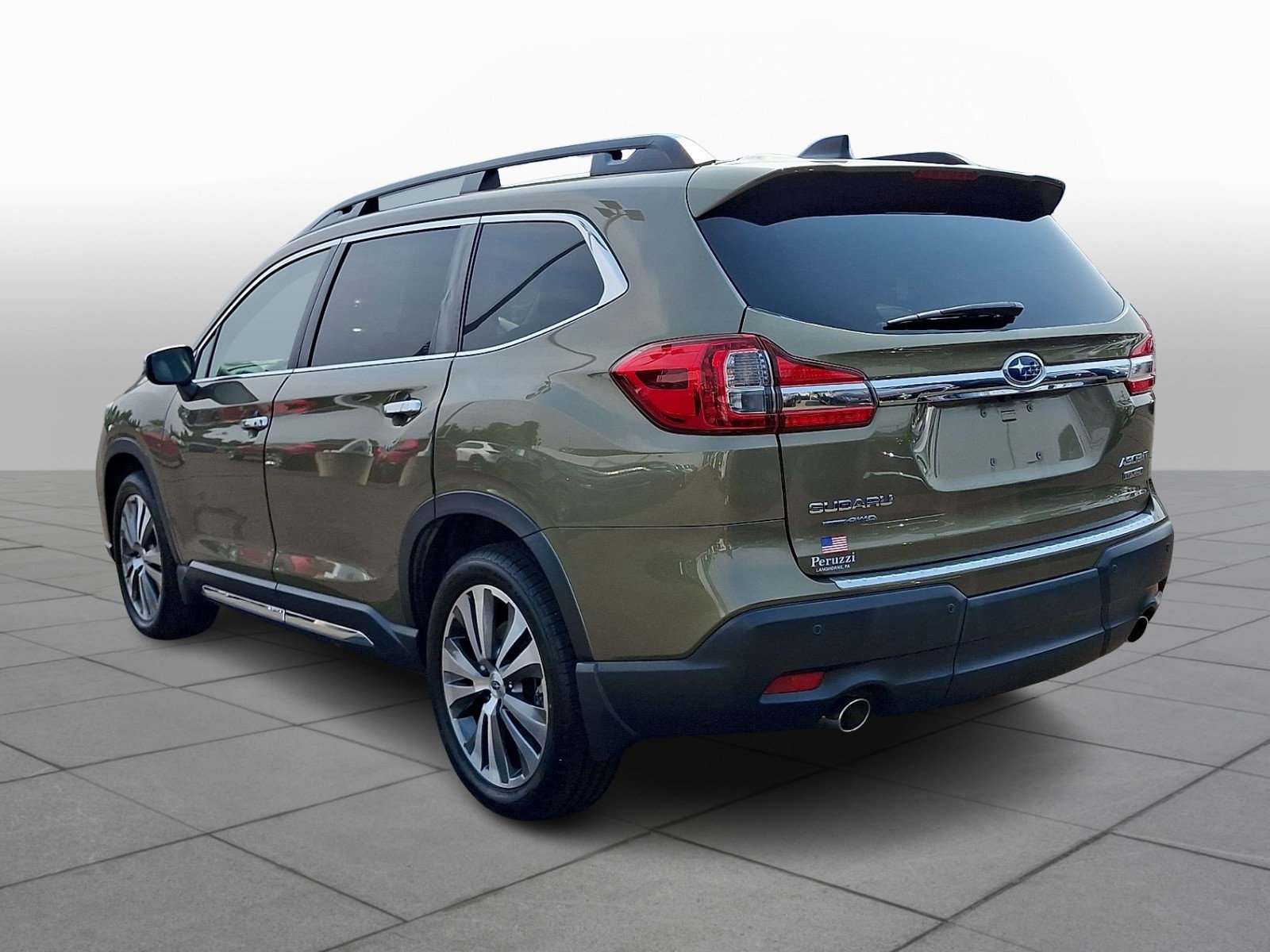 Used 2022 Subaru Ascent Touring AWD/4WD image 5