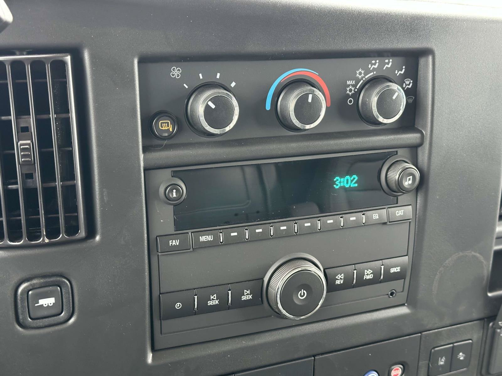 New 2025 Chevrolet Express 3500 Extended w/ Driver Convenience Package RWD image 10