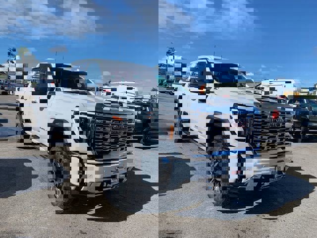 New 2026 GMC Sierra 2500 Denali w/ Denali Reserve Package image 4