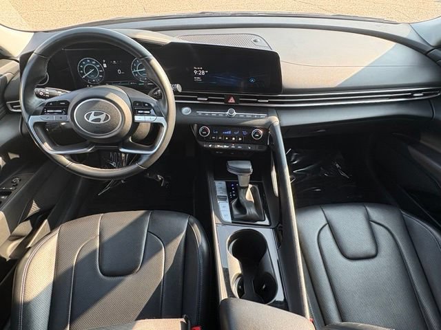 Used 2024 Hyundai Elantra Limited FWD image 10