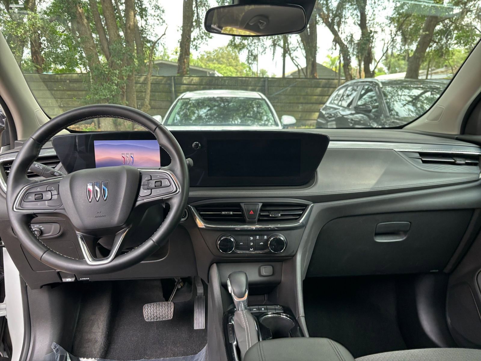 Used 2025 Buick Encore GX Preferred FWD image 32