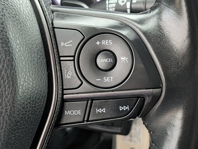Used 2023 Toyota Camry SE FWD image 19