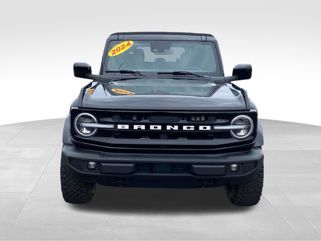 Used 2022 Ford Bronco Outer Banks AWD/4WD image 2