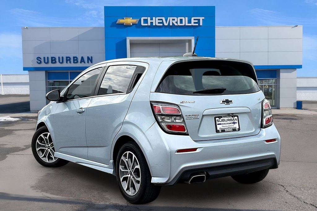 Used 2018 Chevrolet Sonic LT w/ Convenience Package FWD image 3
