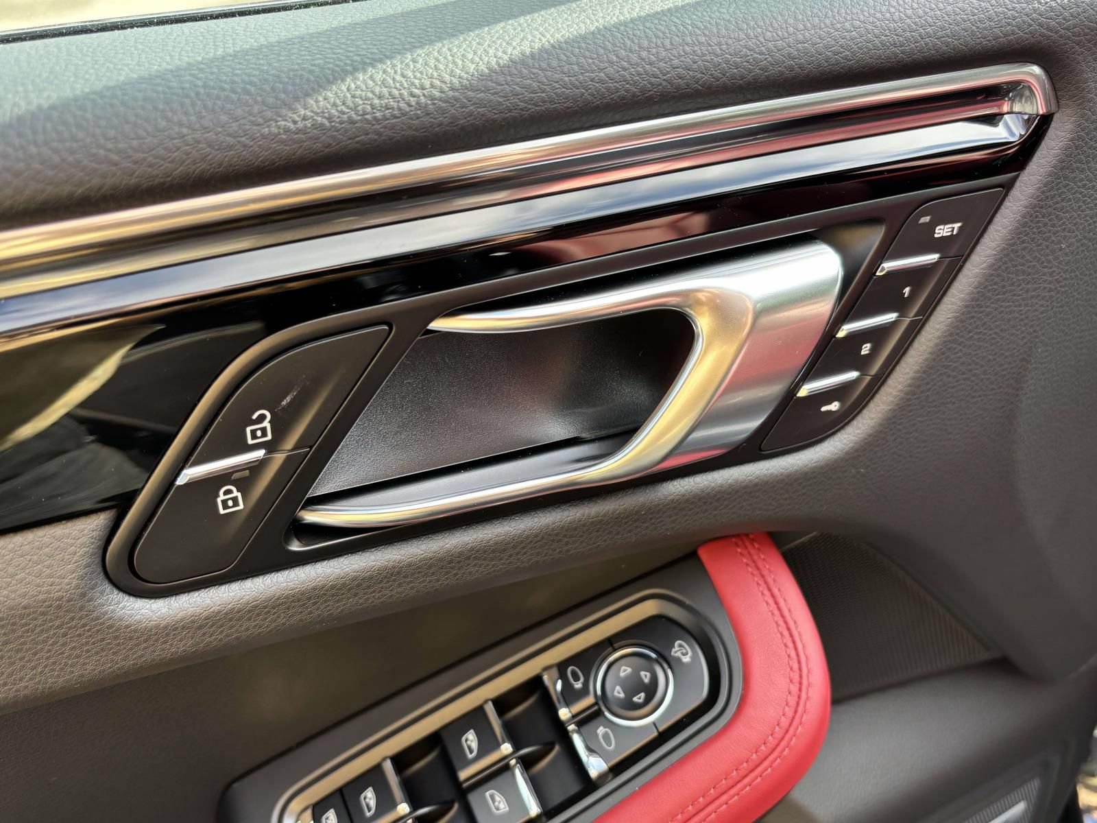 New 2026 Porsche Macan S AWD/4WD image 23