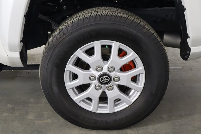 Used 2025 Toyota Tacoma TRD Sport AWD/4WD image 37