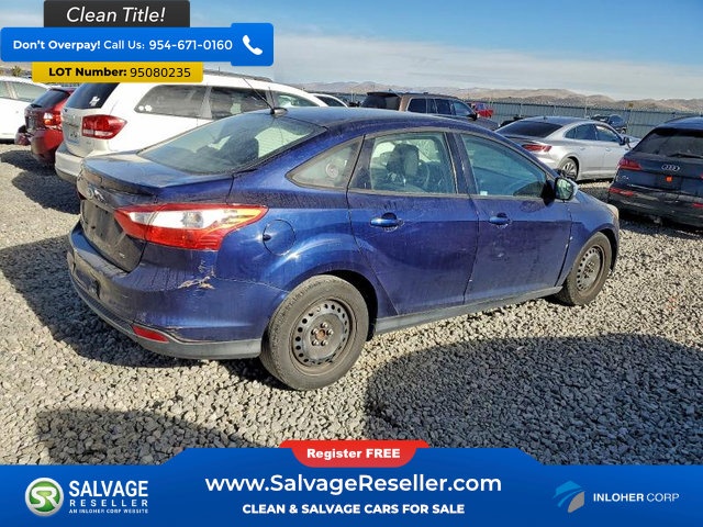 Used 2012 Ford Focus SE FWD image 4