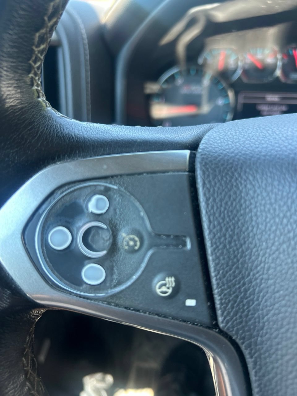 Used 2019 Chevrolet Silverado 2500 LTZ w/ Duramax Plus Package AWD/4WD image 21
