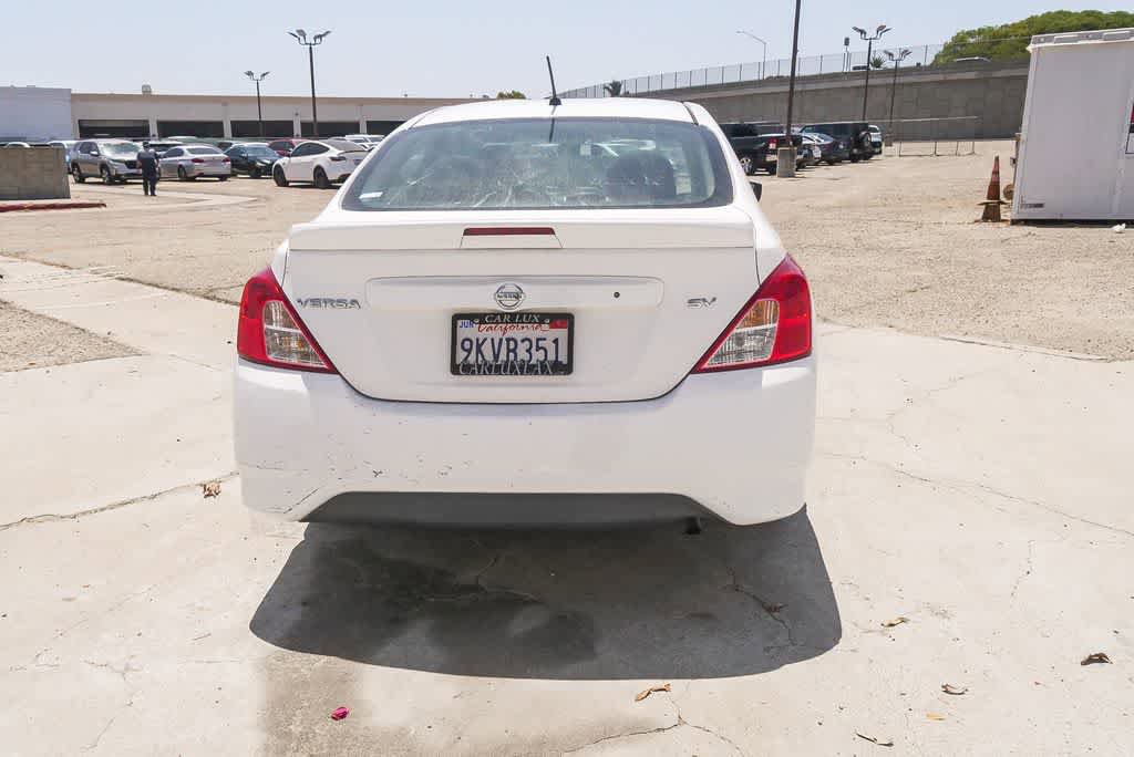 Used 2017 Nissan Versa SV FWD image 8