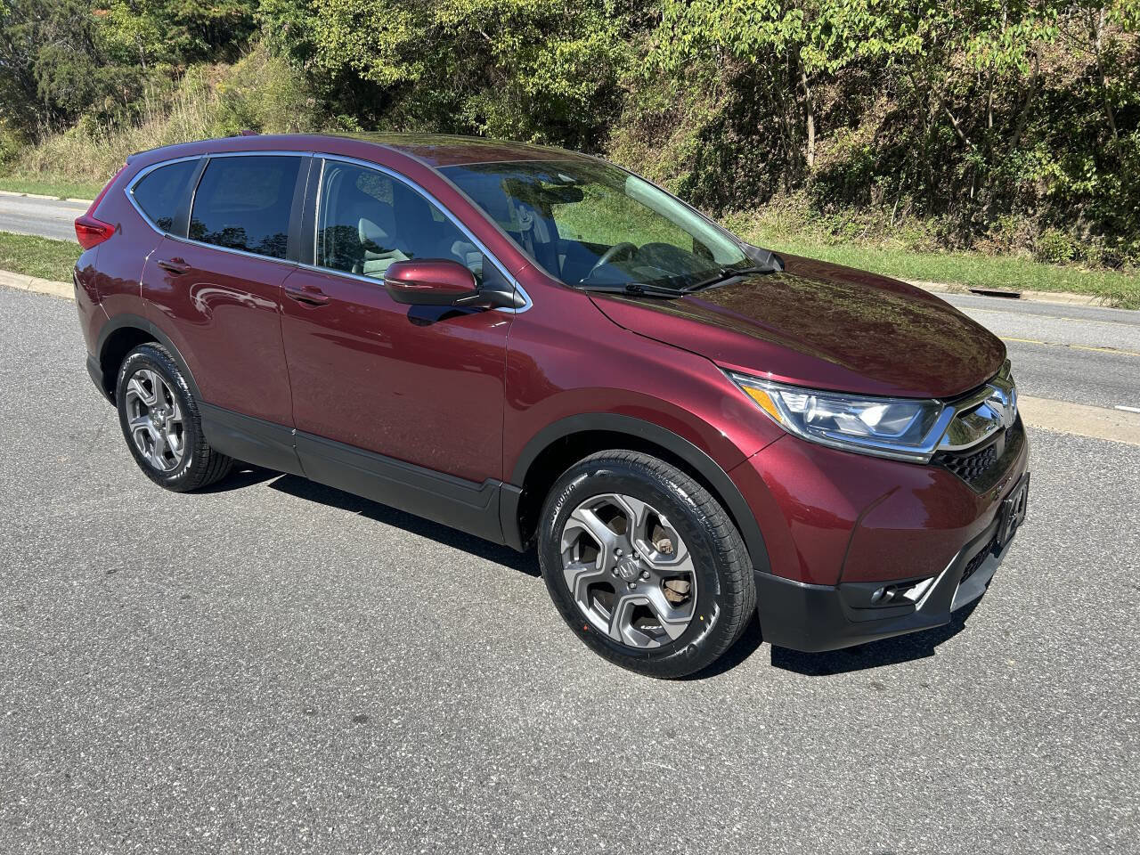 Used 2017 Honda CR-V EX image 9