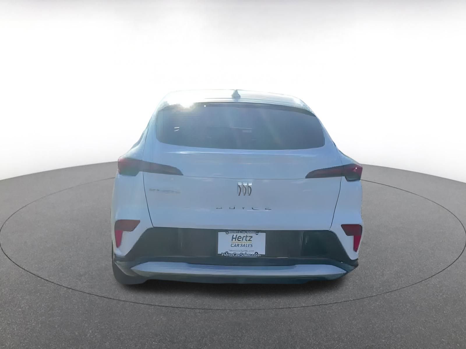 Used 2025 Buick Envista Sport Touring image 12