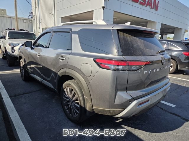 Used 2024 Nissan Pathfinder SL w/ SL Premium Package FWD image 6