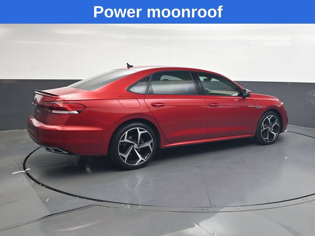 Used 2021 Volkswagen Passat 2.0T R-Line FWD image 4