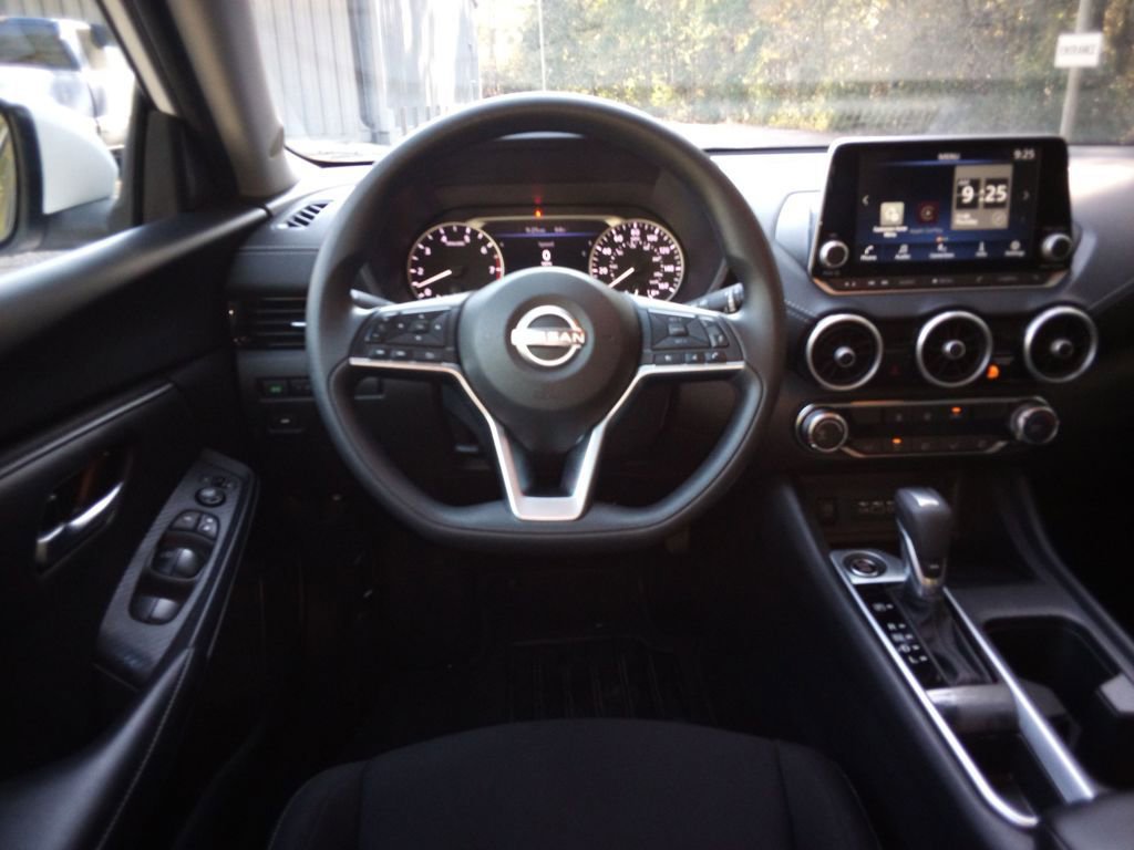 Certified 2024 Nissan Sentra SV image 15