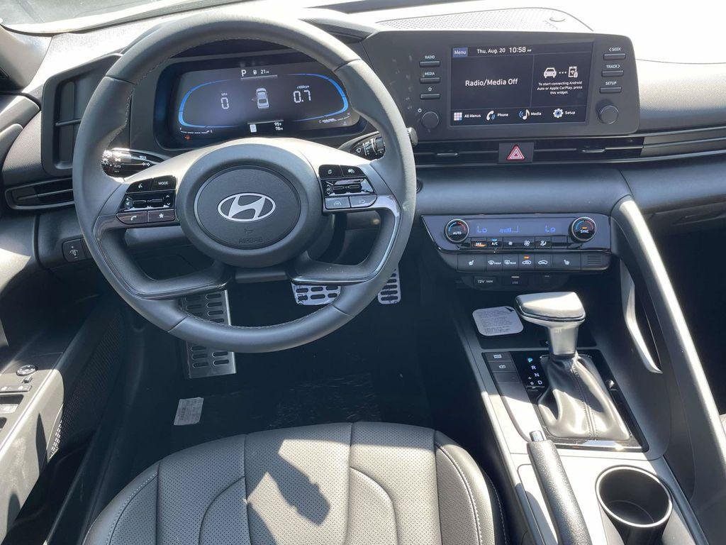 New 2026 Hyundai Elantra SEL Sport FWD image 35