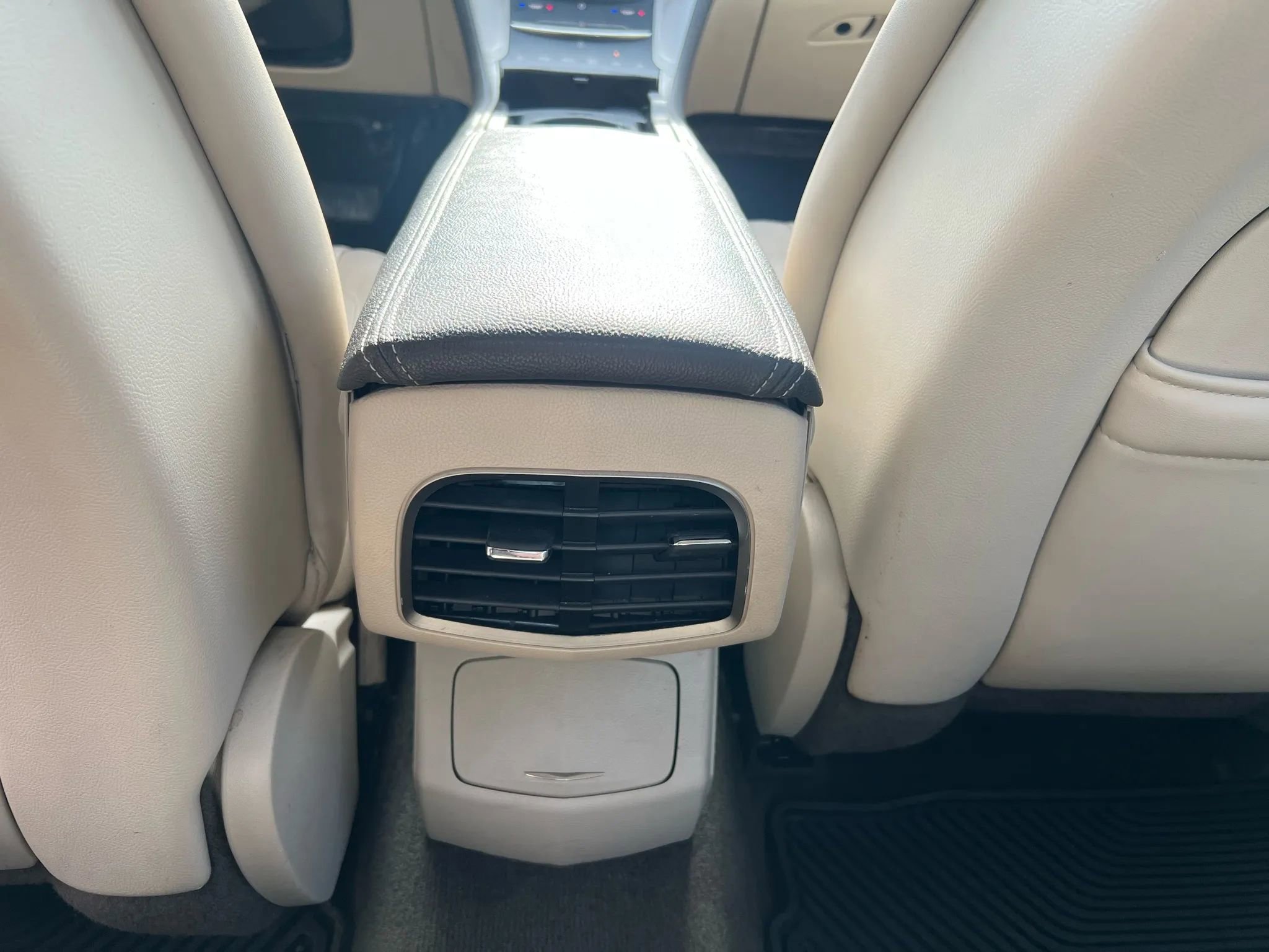 Used 2016 Lincoln MKZ w/ Equipment Group 200A Select image 23