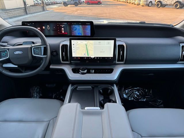 Certified 2025 Ford Expedition Max Active AWD/4WD image 7