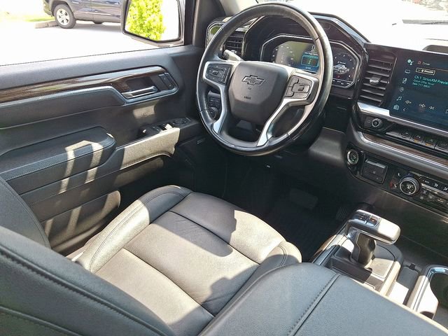 Used 2024 Chevrolet Silverado 1500 RST w/ Convenience Package II AWD/4WD image 17