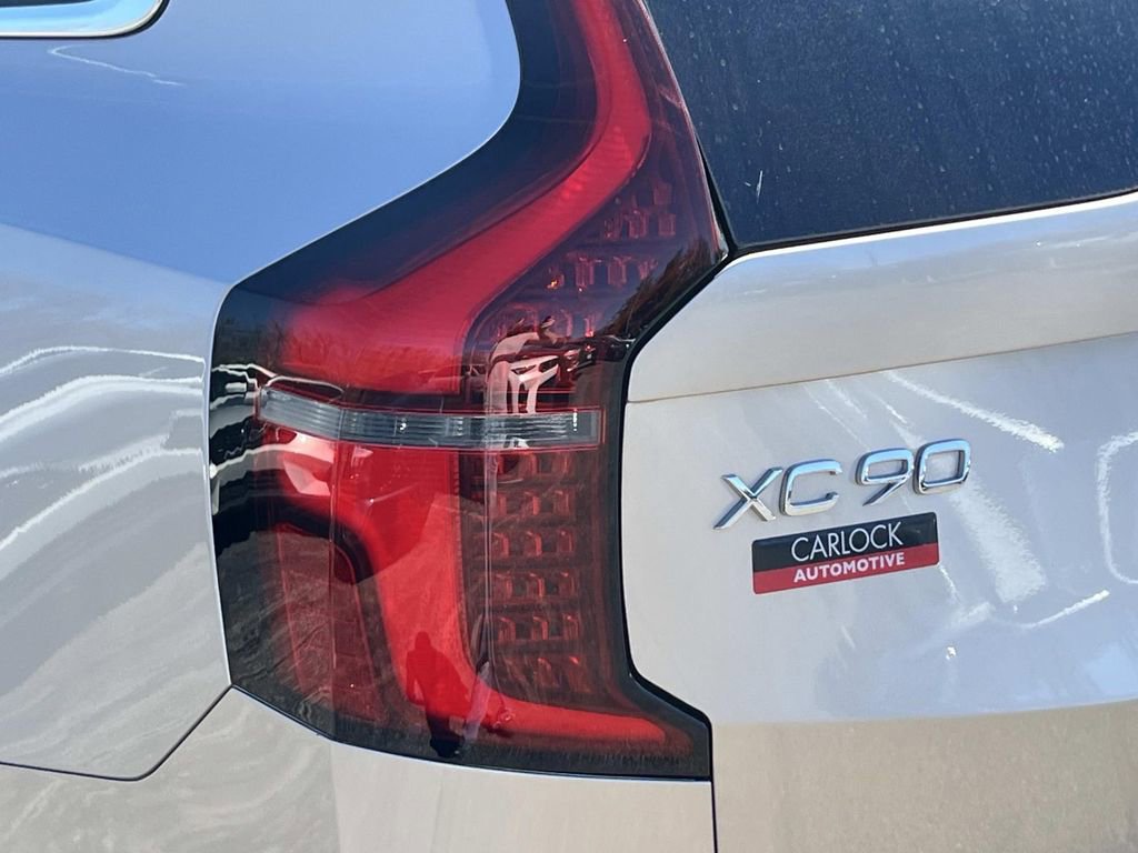 Used 2025 Volvo XC90 B6 Ultra image 10