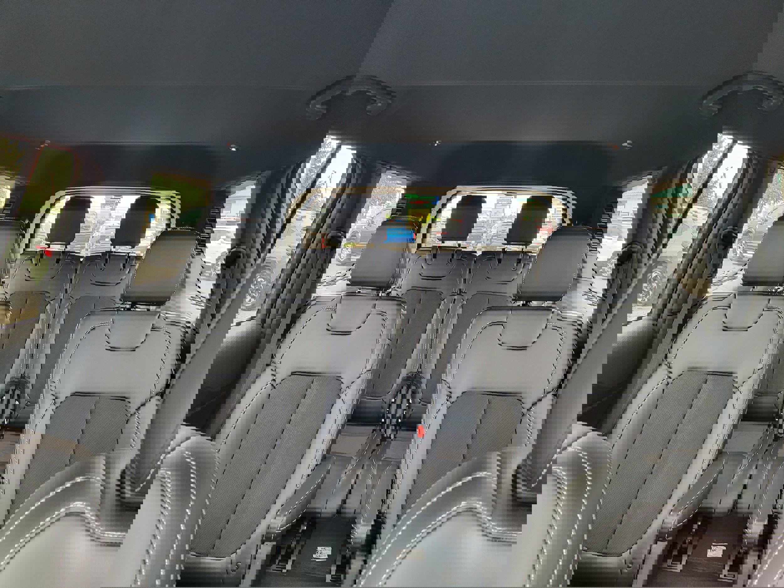 New 2025 Jeep Grand Cherokee L Altitude image 26